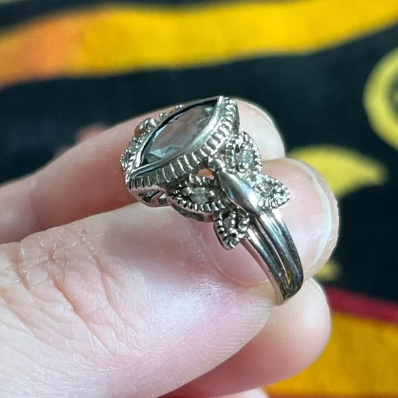 Vintage Cottagecore Butterfly London Blue Topaz Sterling Silver 925 Size 6 Ring - Picture 3 of 6